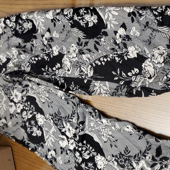 Bohemian pants - Picture 3 of 4